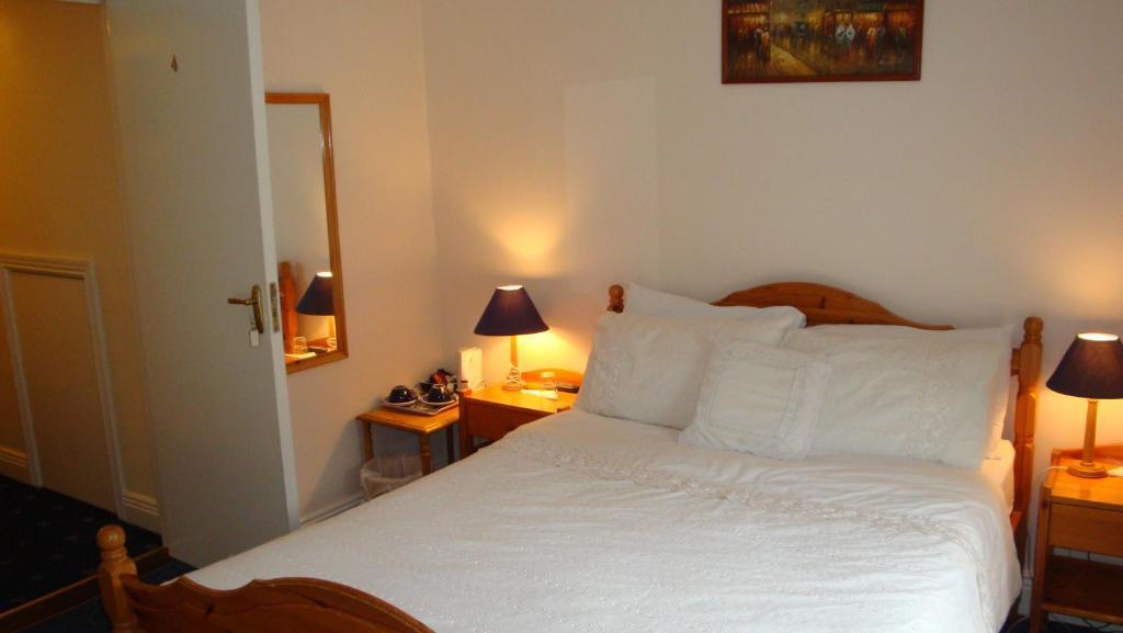 The Blue Door Bed & Breakfast Вексфорд Экстерьер фото